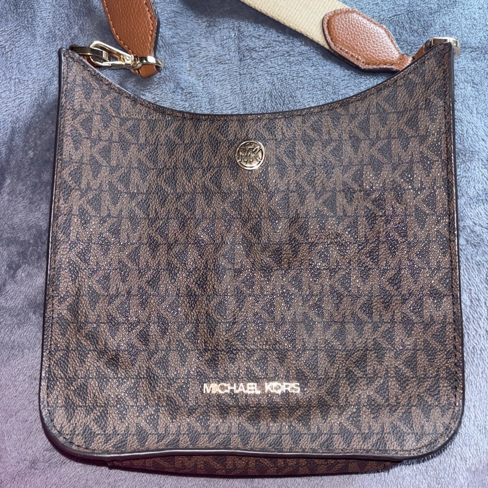 Michael Kors cross body